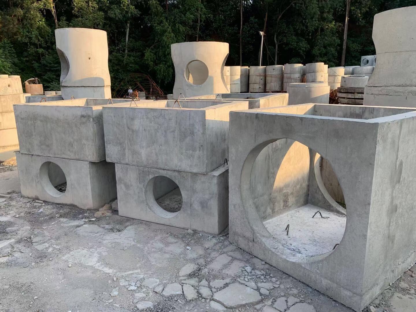 廣州番禹檢查井_預制_混凝土_成品_水泥-華堅檢查井生產批發(fā)廠家