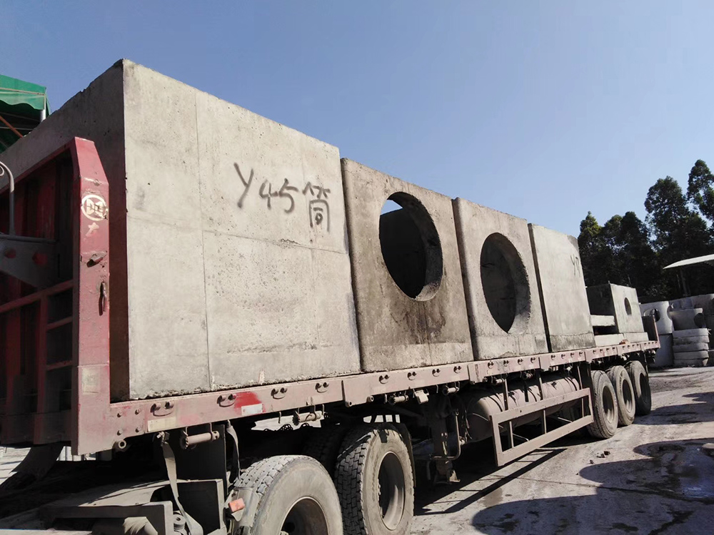 佛山三水檢查井 -水泥檢查井-華堅(jiān)廠家優(yōu)惠,大量現(xiàn)貨供應(yīng)