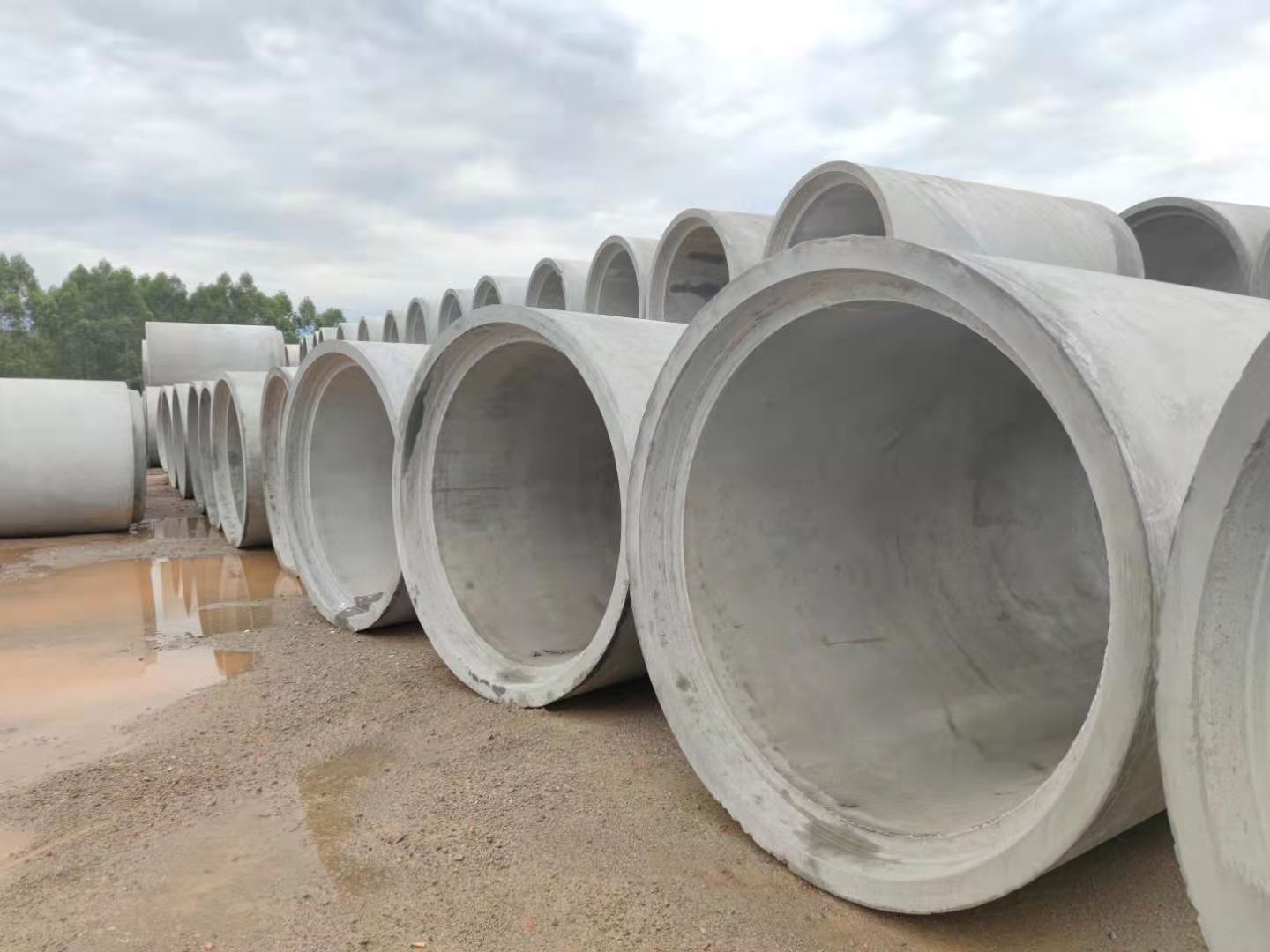 混凝土預(yù)制件、水泥制品如何防范和減少氣泡的產(chǎn)生？