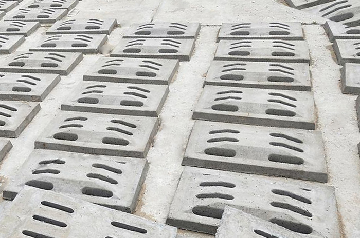 廣州番禺水泥蓋板首選<廣東華堅水泥制品>,經(jīng)久耐用,規(guī)格齊全!