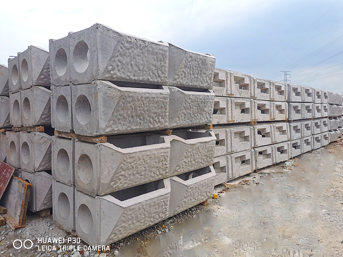 預制混凝土生態(tài)框于河道水利工程的主要作用有哪些？