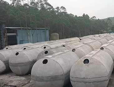 東莞莞城化糞池認(rèn)準(zhǔn)廣東華堅水泥制品,強度高,耐腐蝕,質(zhì)量可靠